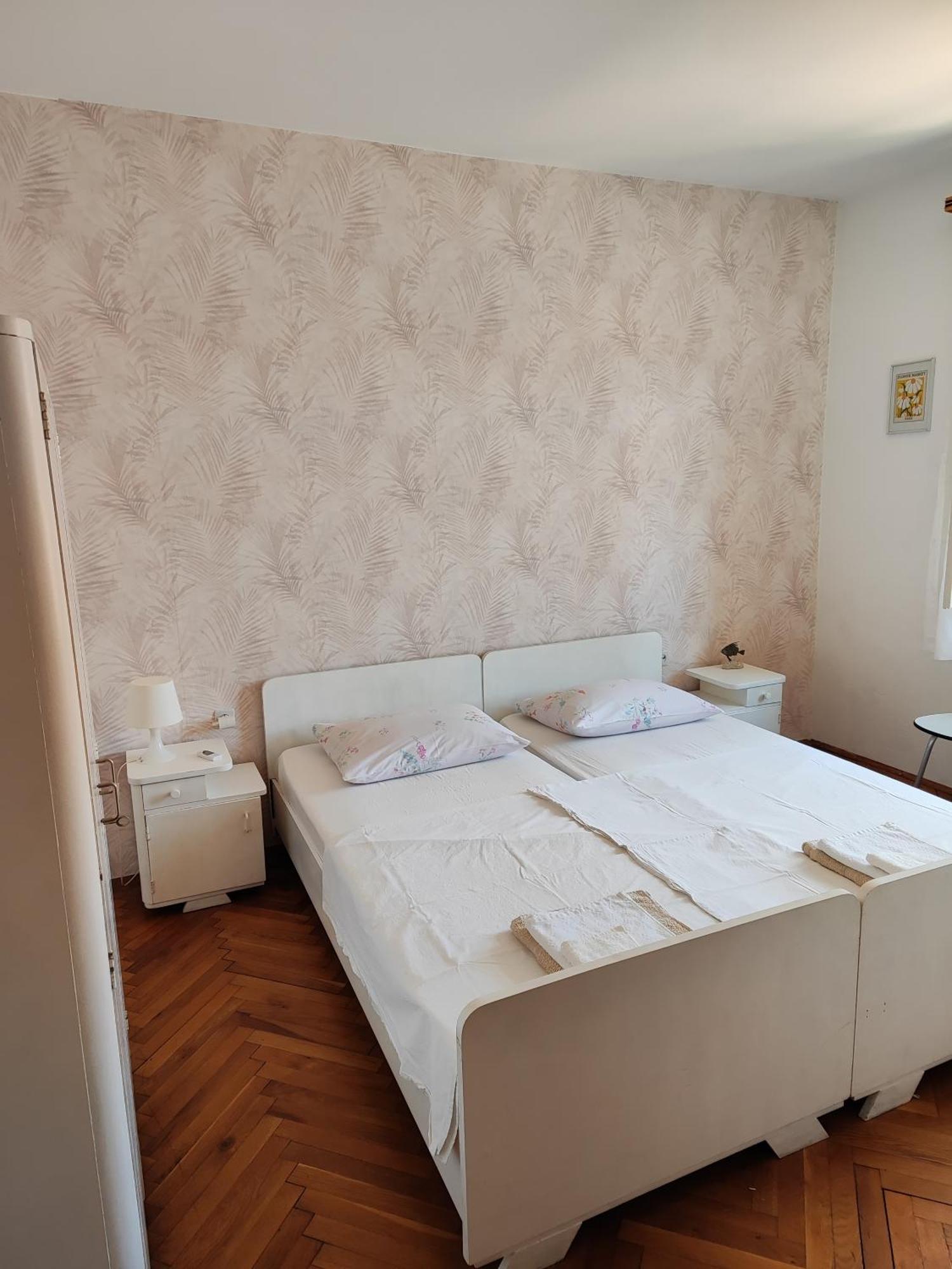 Guesthouse Franko Вела-Лука Екстер'єр фото